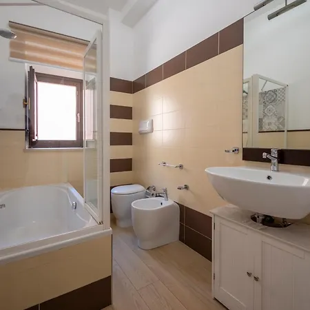 Zanzibar - Charming And Bed & Breakfast 2*