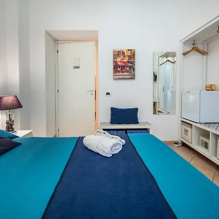 Zanzibar - Charming And Avola