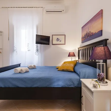 Zanzibar - Charming And